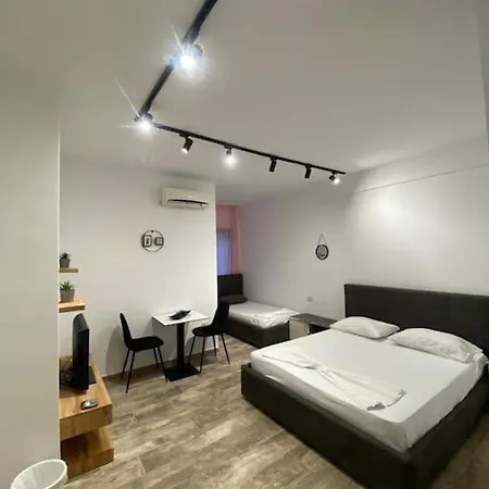 In - 7 Min Walk From Lungomare